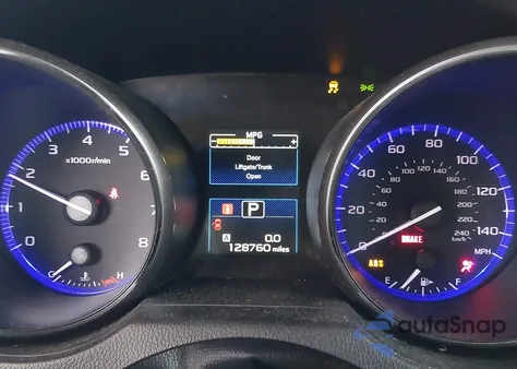 2015 Subaru Legacy 2.5I Premium z USA, uszkodzony, nr VIN 4S3BNAC61F3027456